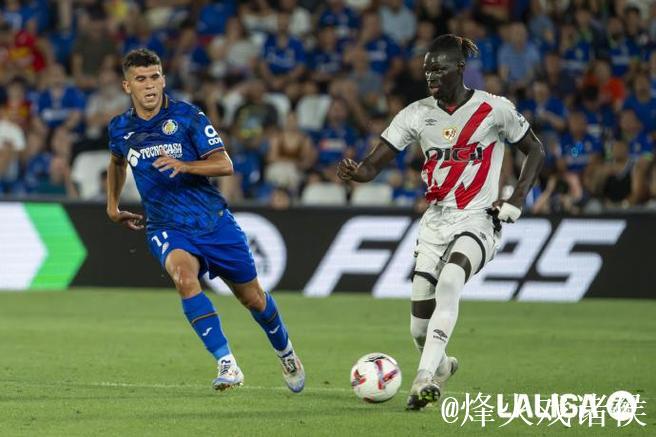 欧冠-扎巴尔尼两送点杜埃双响 巴黎7-2药厂